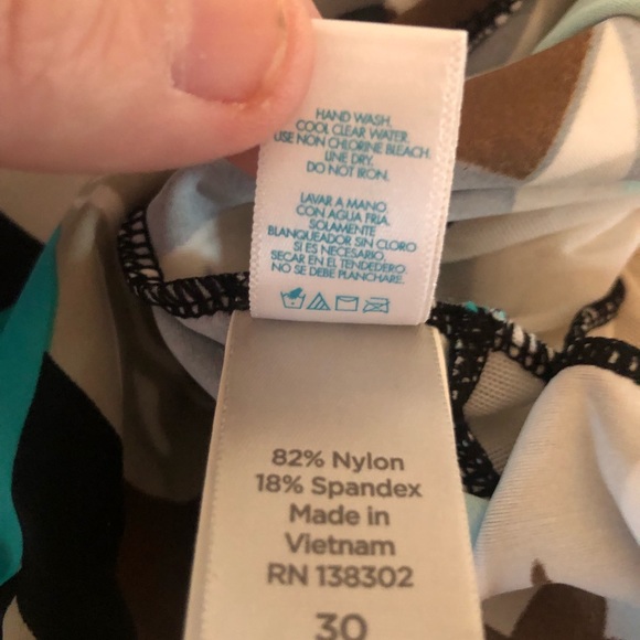 Women’s bathing suit 30W Tropical Escape NWOT - Picture 12 of 14